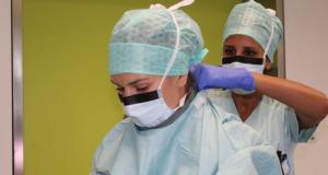 Marceline, infirmière au bloc opératoire du CHRSM : « Un hôpital familial à taille humaine ! »