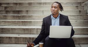 Emploi : avez-vous déjà pensé à être responsable de la communication dans le Non-Marchand ?