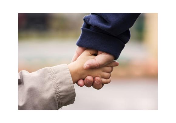 Attachement de l'enfant&nbsp;: quand les pros s'en mêlent&nbsp;!